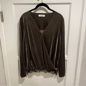 Bailey 44 Green Velvet Long Sleeve Top